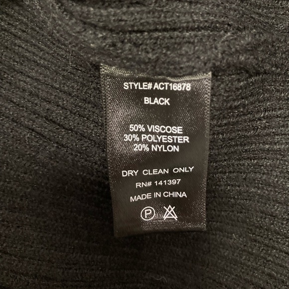 Revolve - ASTR The Label Elson Sweater Black size M - Picture 9 of 9